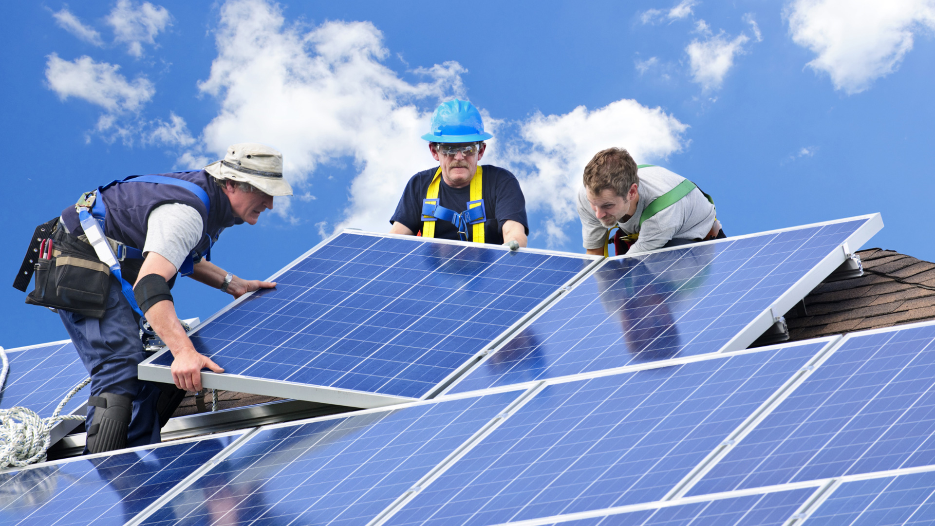 How Many Solar Panels Do I Need To Power A House - mySolar